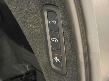 Volvo XC90 T8 AWD Long Range — photo 15