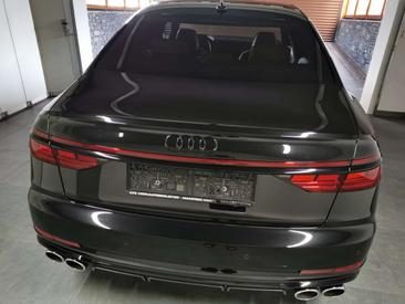 Audi S8 Berline TFSI — photo 18