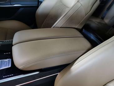 Audi S8 Berline TFSI — photo 22
