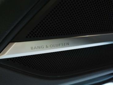 Audi S8 Berline TFSI — photo 26
