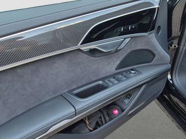 Audi S8 Berline TFSI Quattro — photo 12