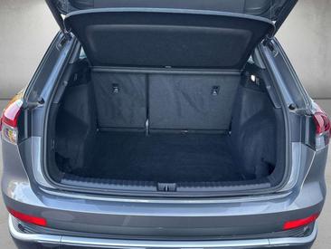 Audi 40 E-tron S Line — photo 5