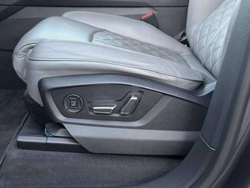Audi Q8 50 TDI — photo 48