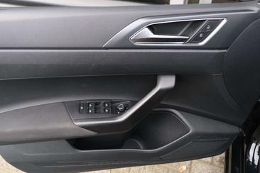 Volkswagen Taigo 1.5 TSI — photo 13