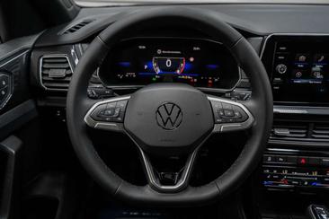 Volkswagen T-CROSS 1.5 TSI — photo 8