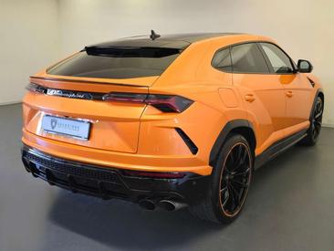 Lamborghini Urus — photo 3