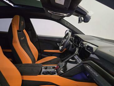 Lamborghini Urus — photo 6