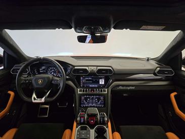 Lamborghini Urus — photo 7