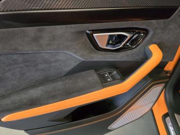 Lamborghini Urus — photo 15