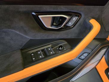Lamborghini Urus — photo 22