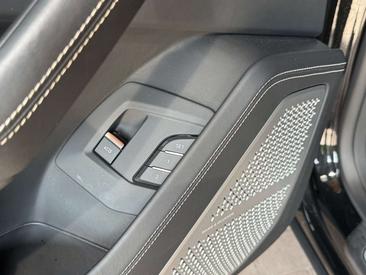 Lamborghini Urus — photo 19