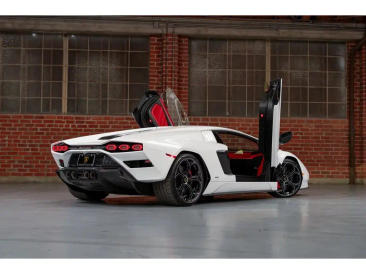 Lamborghini Few Off Countach LPI 800-4 — photo 33