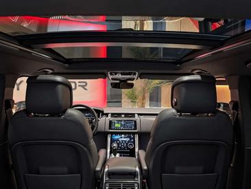Land Rover Range Rover Sport D300 — photo 12