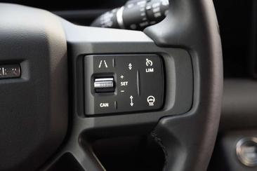 Land Rover Defender 110 P400e — photo 26