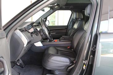 Land Rover Range Rover P460e — photo 7