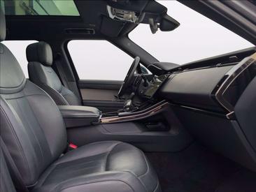Land Rover Range Rover Sport D250 — photo 10