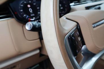 Land Rover Range Rover P550e — photo 26