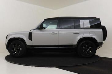Land Rover Defender 110 P300e — photo 6
