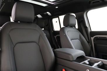 Land Rover Defender 110 P300e — photo 11