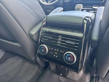Land Rover Range Rover Sport D350 — photo 17