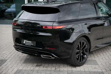 Land Rover Range Rover Sport P550e — photo 26