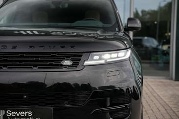 Land Rover Range Rover Sport P550e — photo 31