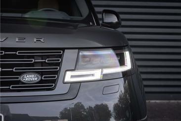 Land Rover Range Rover P550e — photo 26