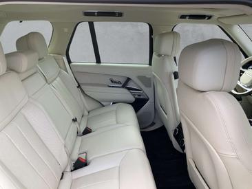 Land Rover Range Rover P440e — photo 5