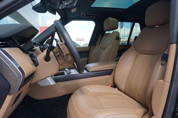 Land Rover Range Rover P460e — photo 4