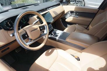 Land Rover Range Rover P460e — photo 9