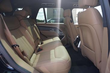 Land Rover Range Rover P460e — photo 12