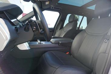 Land Rover Range Rover P460e — photo 4