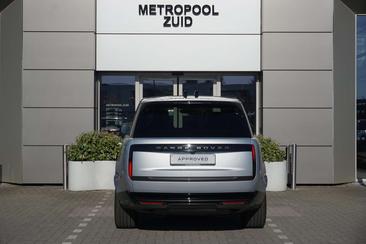 Land Rover Range Rover P460e — photo 7