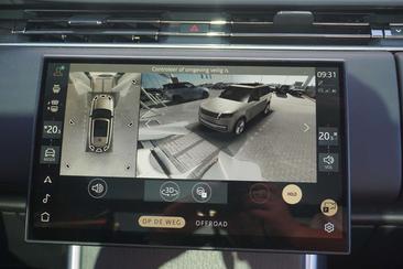 Land Rover Range Rover P460e — photo 16