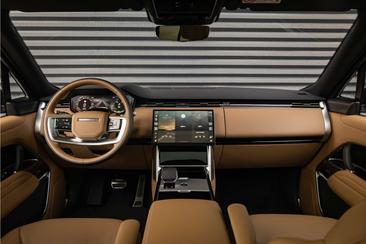 Land Rover Range Rover P550e — photo 20