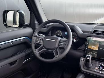 Land Rover Defender 110 P300e — photo 21