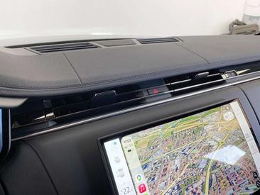 Land Rover Range Rover Sport D300 — photo 13