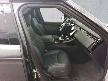 Land Rover Range Rover Sport D300 — photo 3