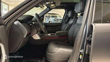 Land Rover Range Rover P550e — photo 12