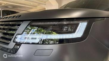 Land Rover Range Rover P550e — photo 17