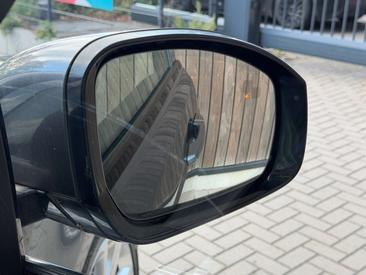 Land Rover Range Rover Sport P400e — photo 18