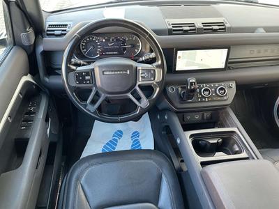 Land Rover Defender 110 D250
