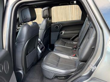 Land Rover Range Rover Sport P400e — photo 22