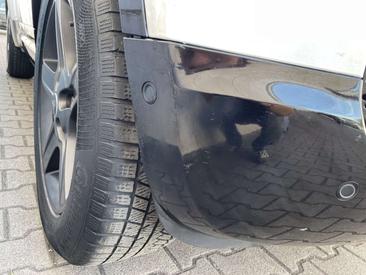 Land Rover Defender 110 D250 — photo 11