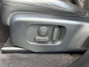 Land Rover Range Rover Sport P400e — photo 26