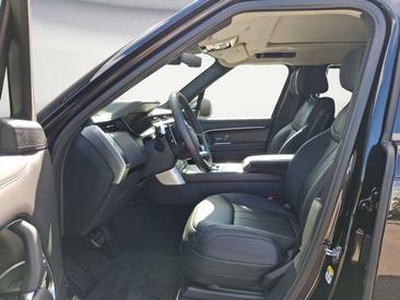 Land Rover Range Rover D350 — photo 9