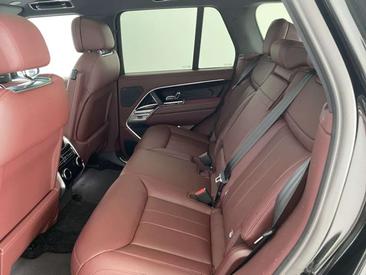 Land Rover Range Rover P460e — photo 8