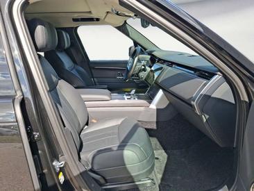 Land Rover Range Rover D350 — photo 12