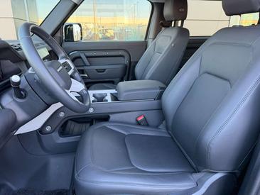 Land Rover Defender 90 D200 — photo 8