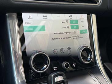 Land Rover Range Rover Sport P400e — photo 37